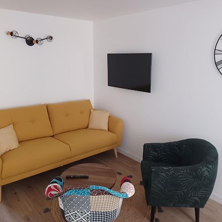 Duplex Cosy Et Douillet Ernée Exterior foto